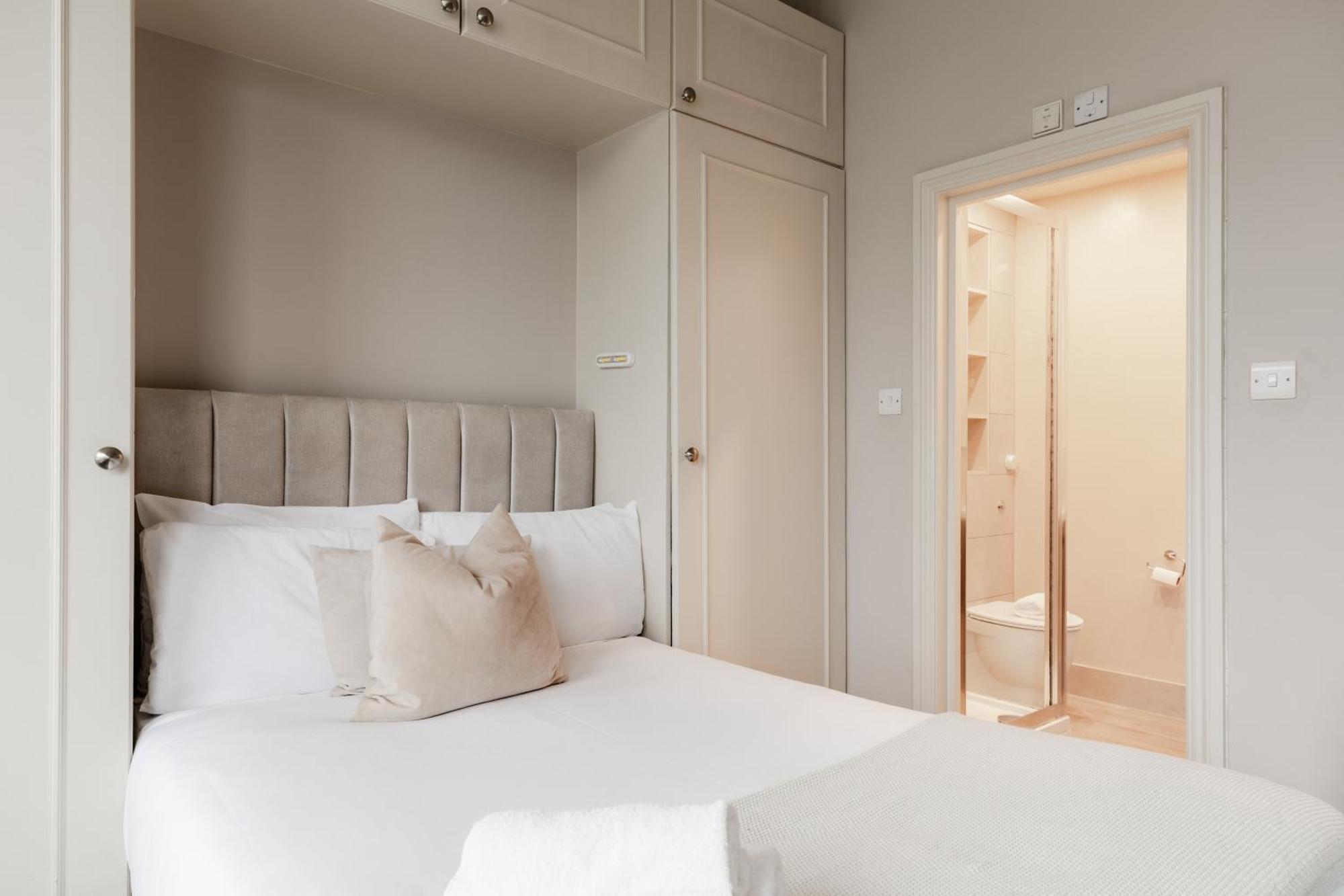 Fairhazel Gardens Studios Лондон Номер фото